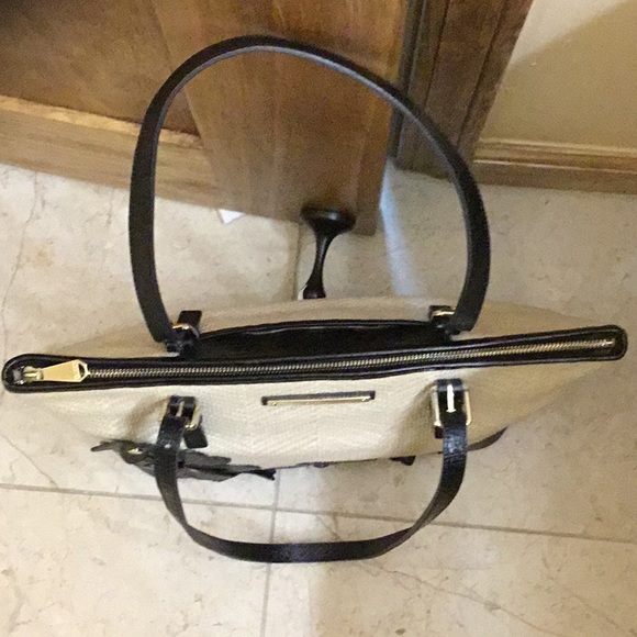 Brahmin woven & leather purse - Picture 4 of 6